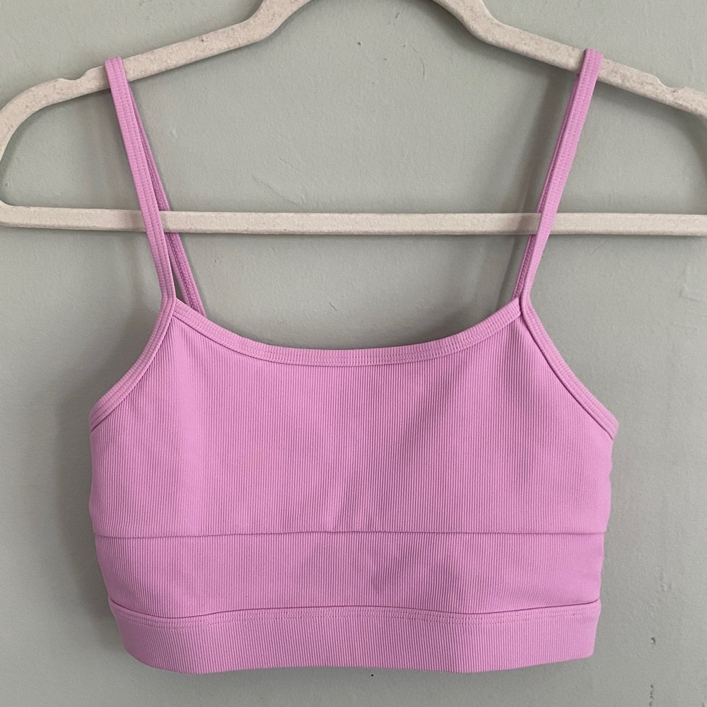 Wilo Women’s Light Pink Sports Bra With Adjustable Straps Size Small